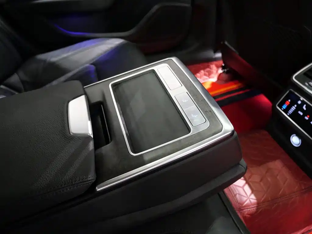 AUDI A6L 2021