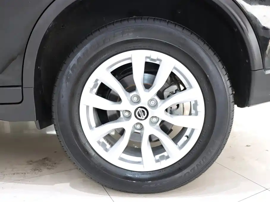 NISSAN X-TRAIL 2019