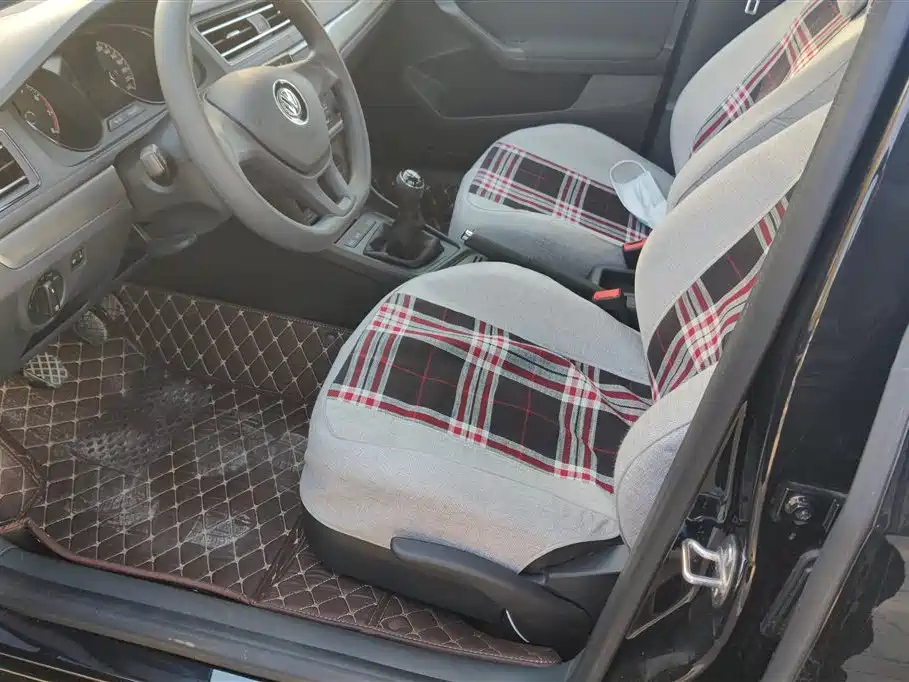 VOLKSWAGEN LAVIDA 2022