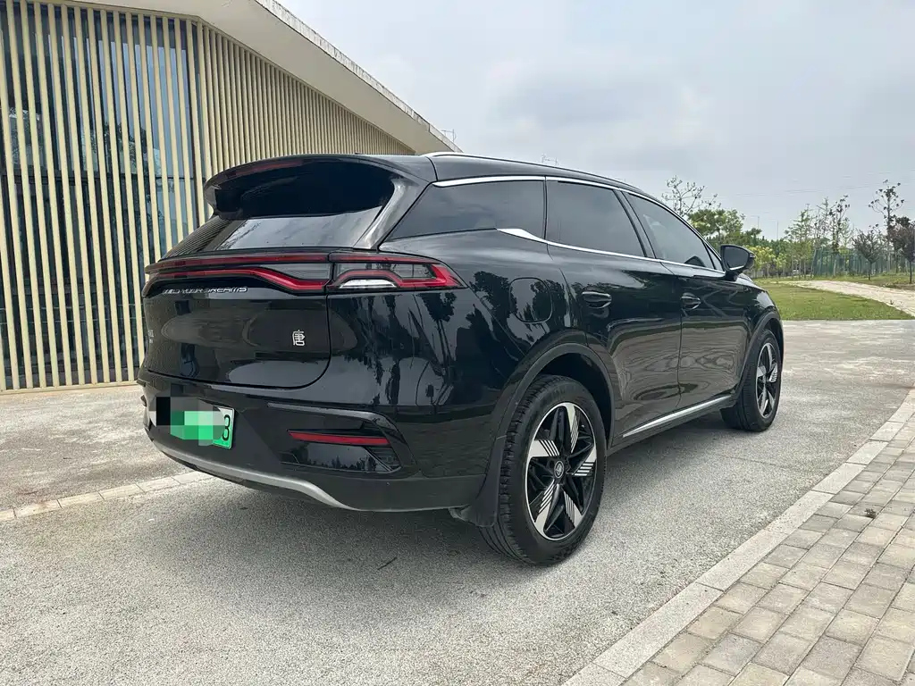 BYD TANG NEW ENERGY 2023