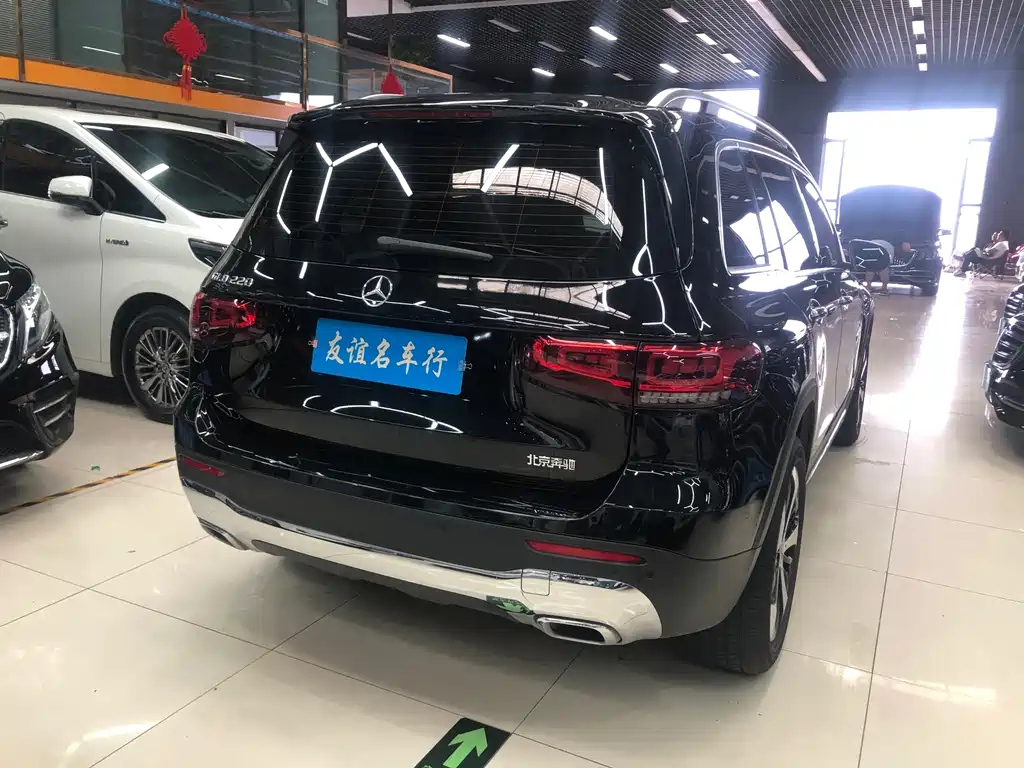 MERCEDES BENZ GLB 2022