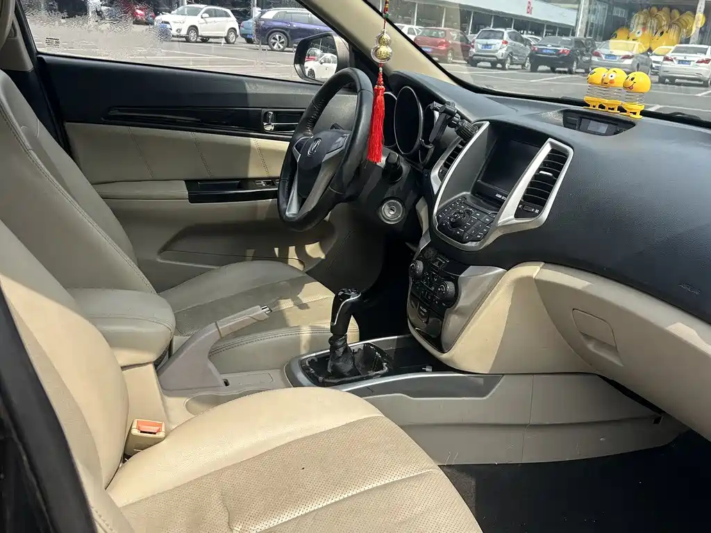CHANGAN EADO 2013