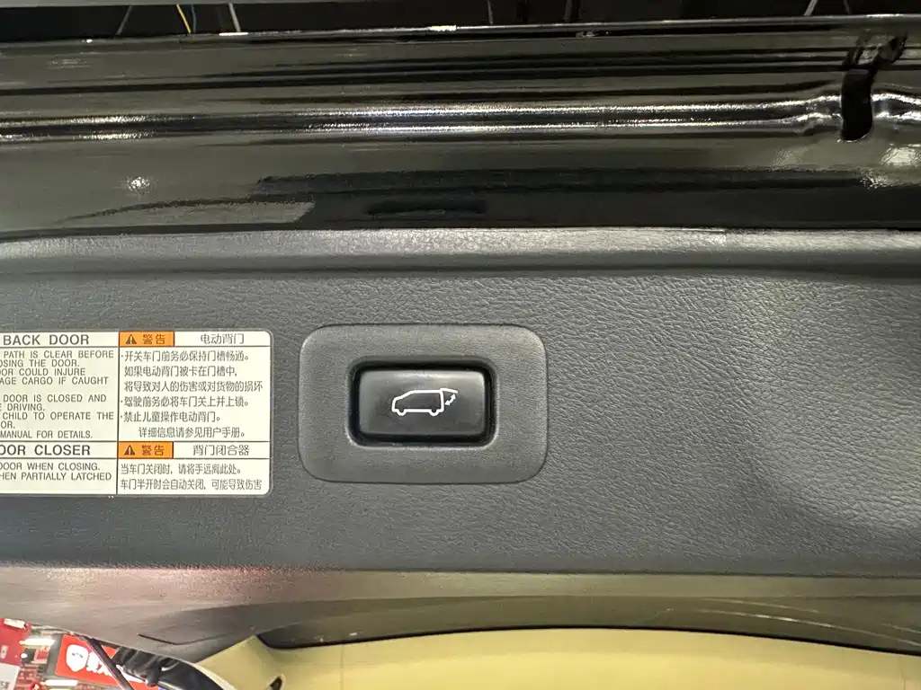 TOYOTA ALPHARD 2018
