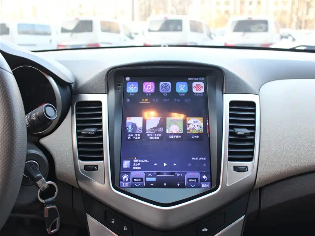 CHEVROLET CRUZE 2016