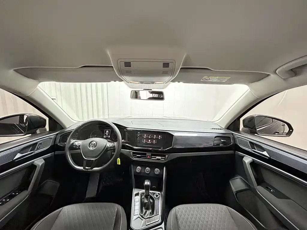 VOLKSWAGEN TAYRON 2020