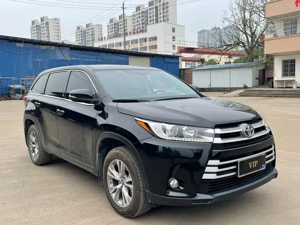 TOYOTA HIGHLANDER 2021