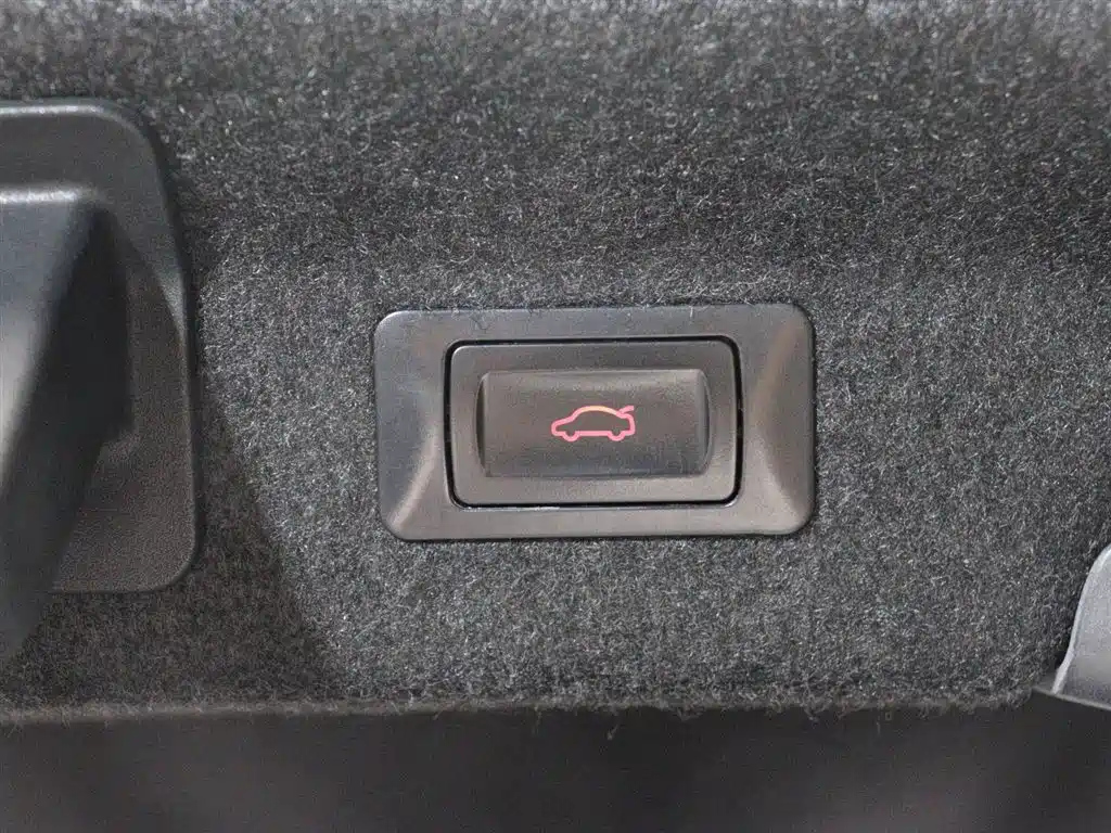 AUDI A6L 2020