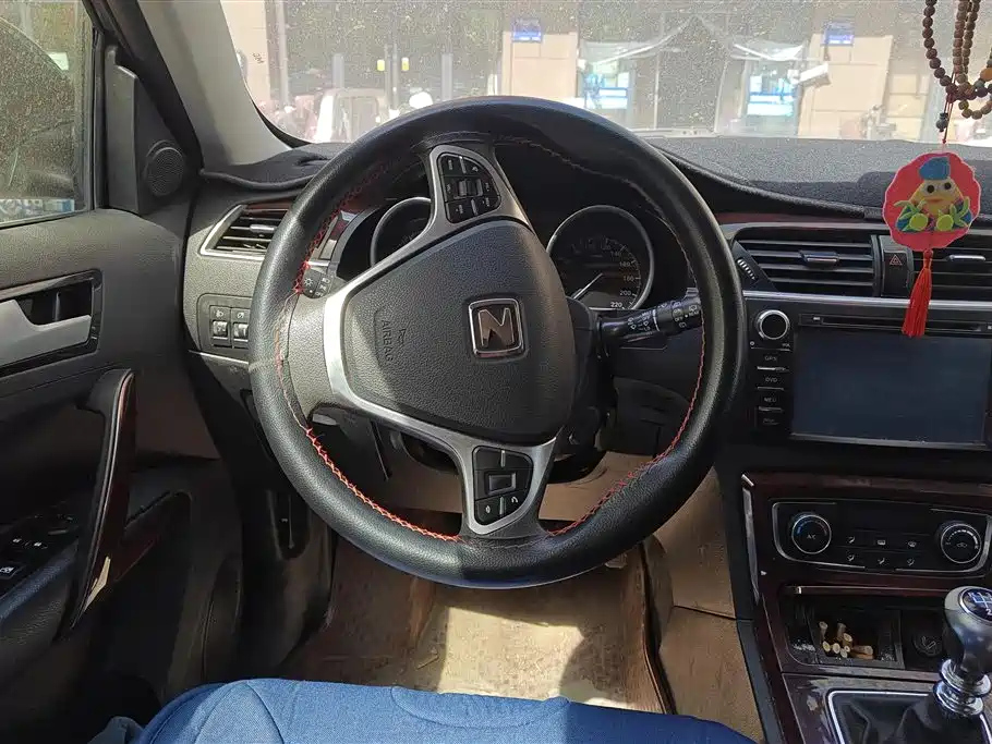 ZOTYE T600 2015