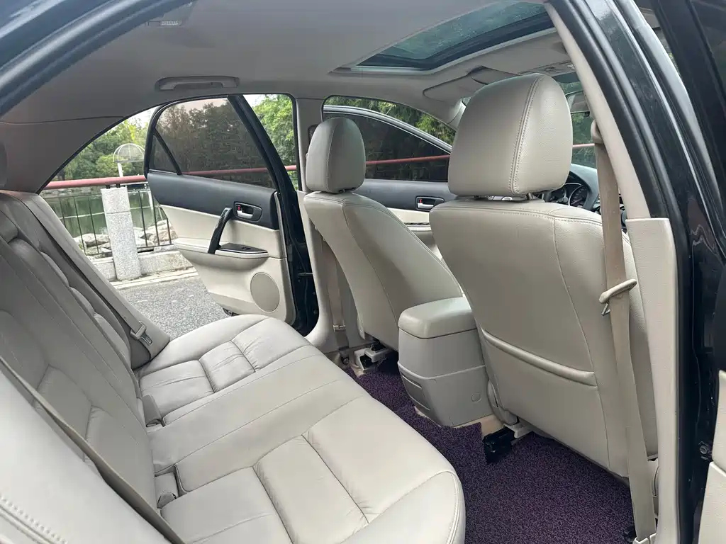 MAZDA 6 2010