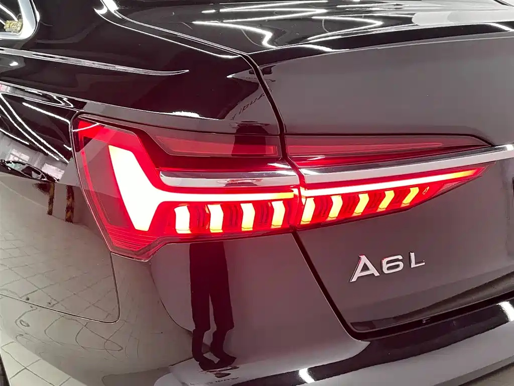 AUDI A6L 2021