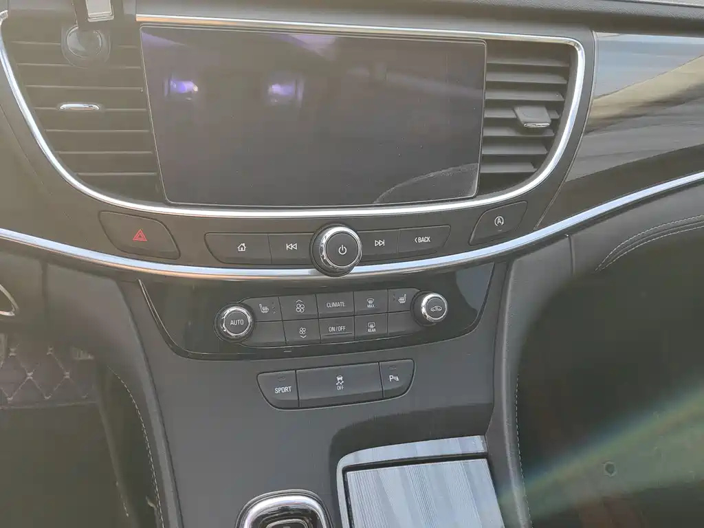 BUICK LACROSSE 2020