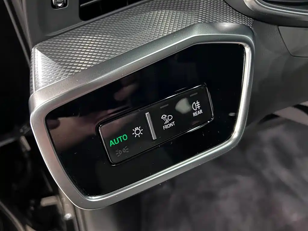 AUDI A6L 2023