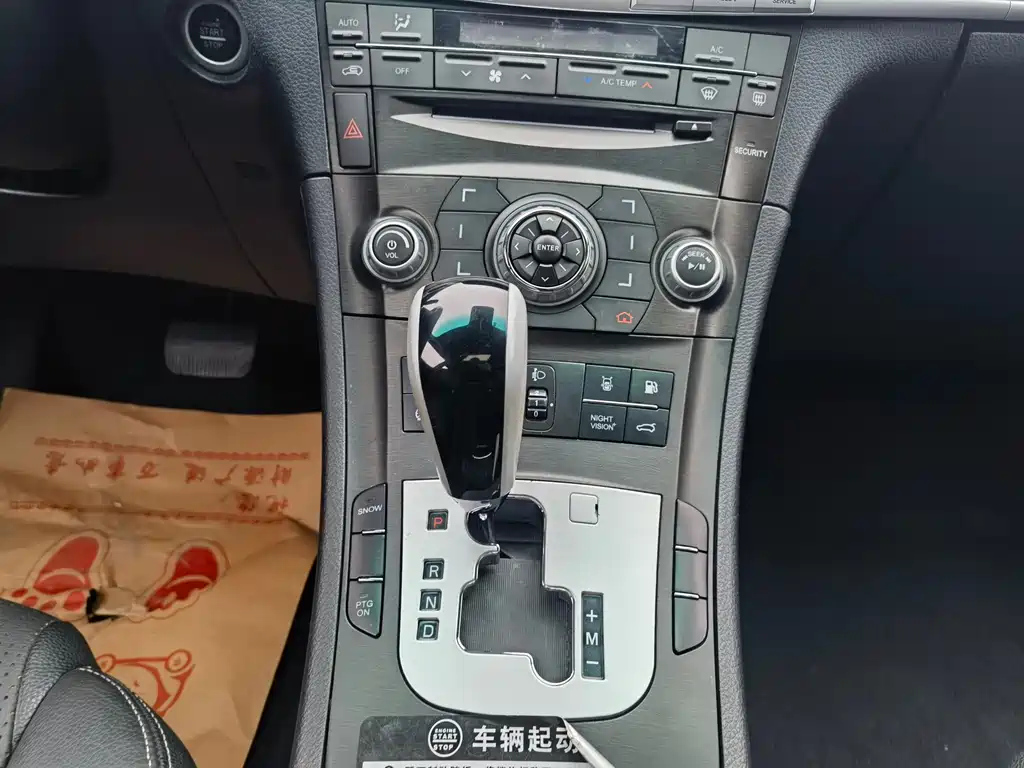 LUXGEN BIG 7 SUV 2014