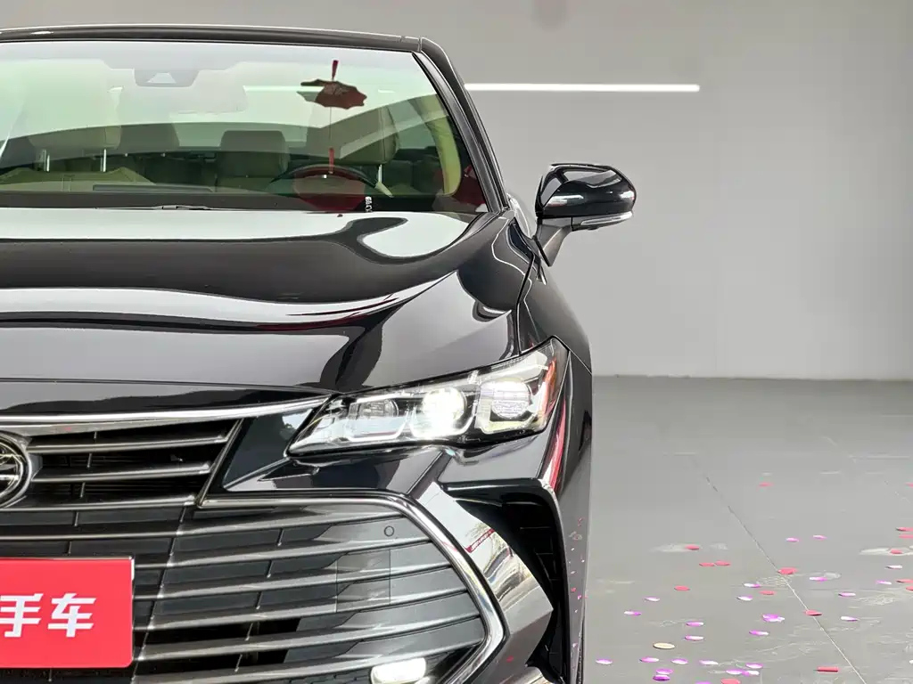 TOYOTA AVALON 2020