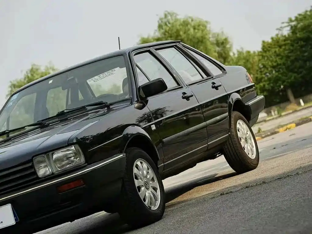 VOLKSWAGEN SANTANA CLASSIC 2010