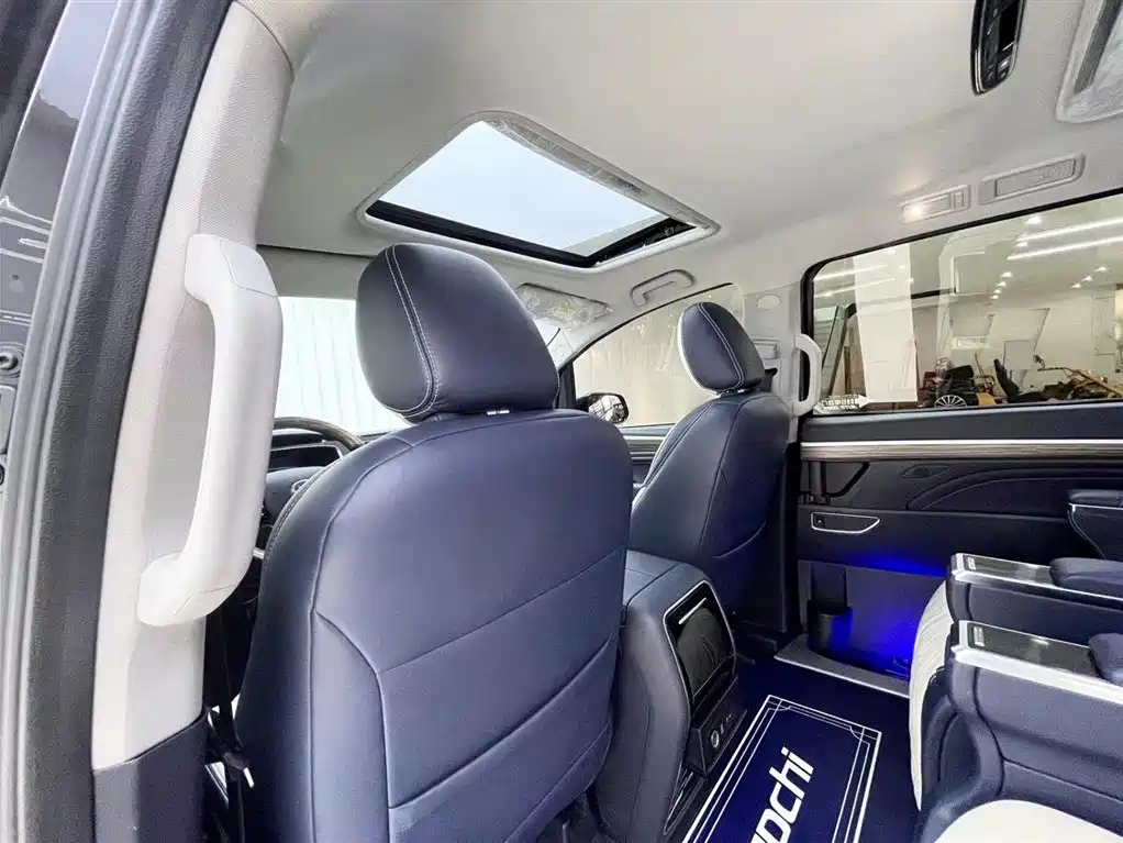 TRUMPCHI M8 2022