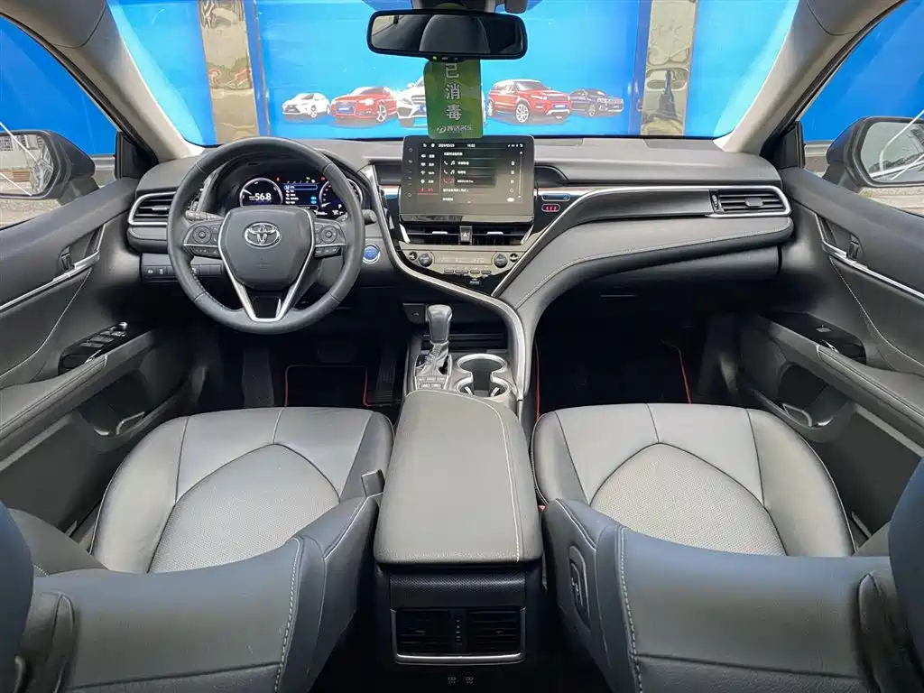 TOYOTA CAMRY 2022