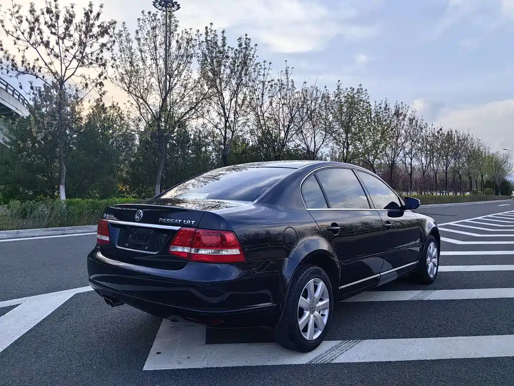 VOLKSWAGEN OTHER 2011