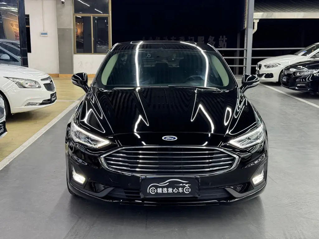 FORD MONDEO 2022