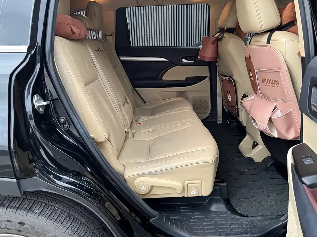 TOYOTA HIGHLANDER 2017