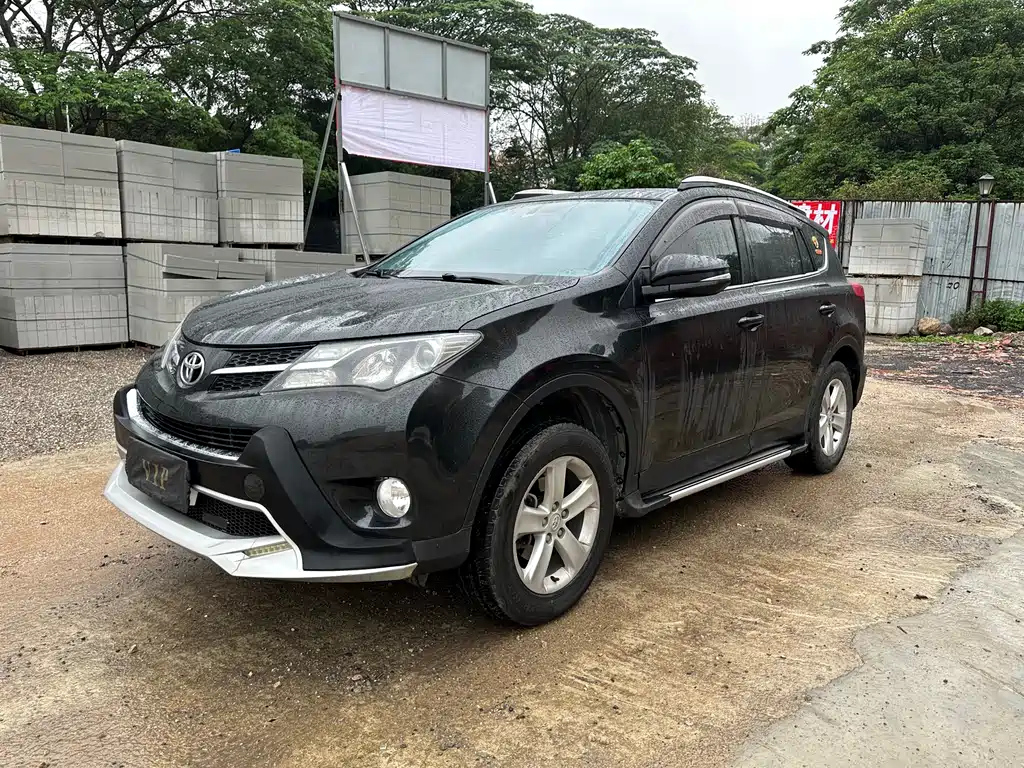 TOYOTA RAV4 RONGFANG 2014