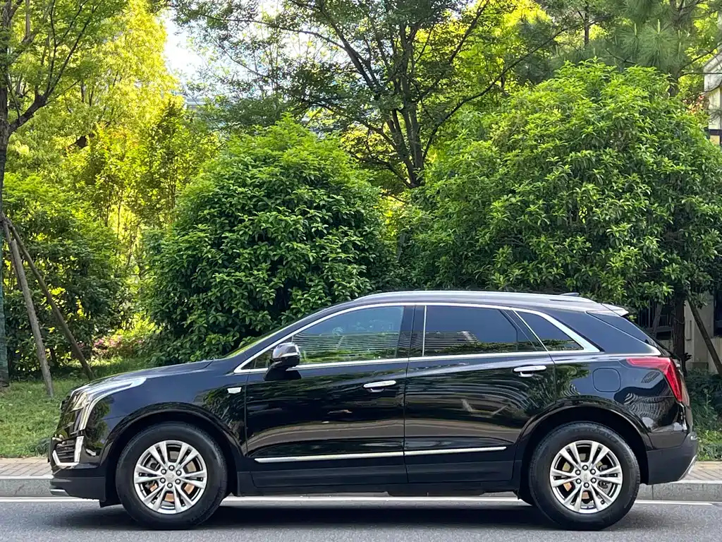 CADILLAC XT5 2022