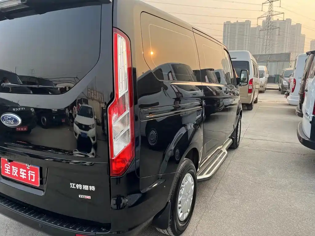 FORD TRANSIT 2021