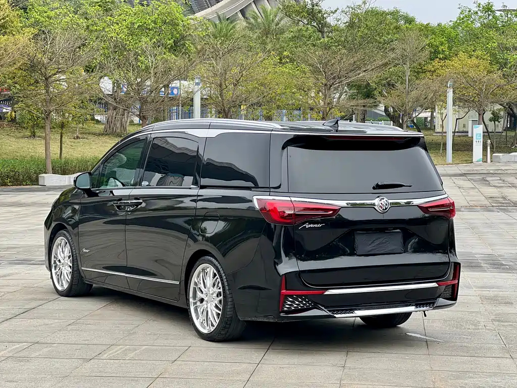 BUICK GL8 2021