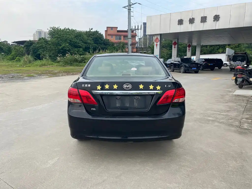 BYD L3 2014