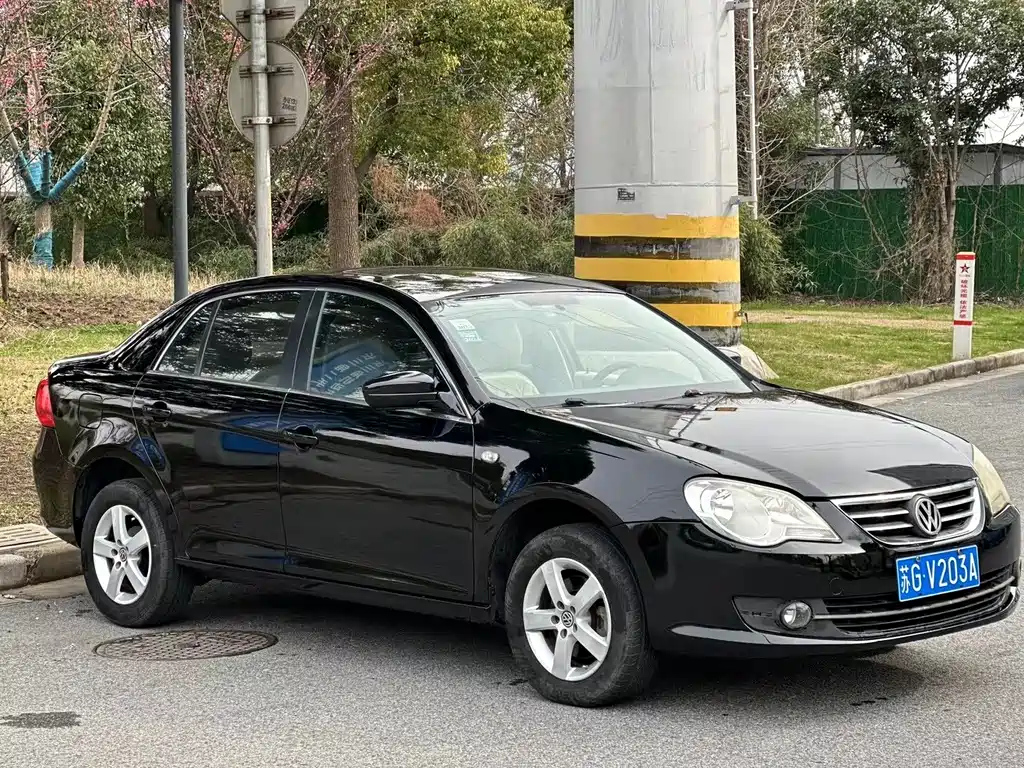 VOLKSWAGEN BORA 2011