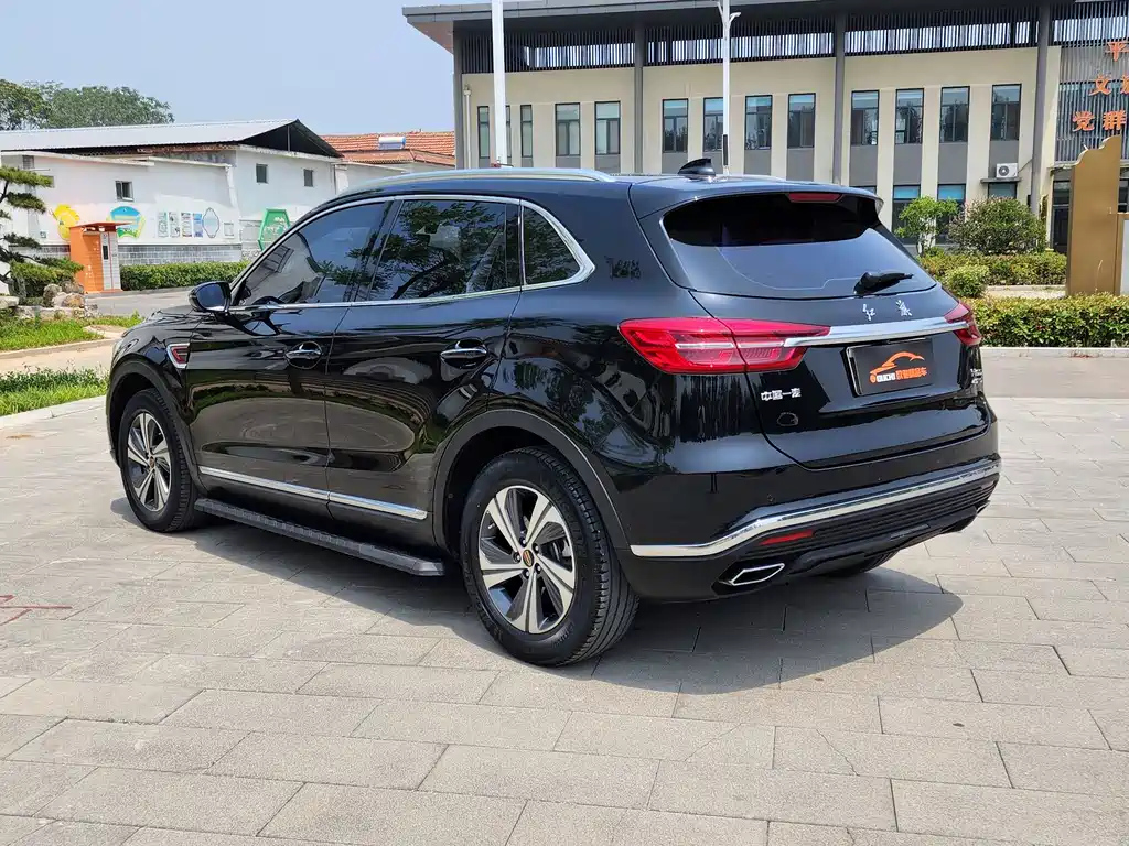HONGQI HS5 2020