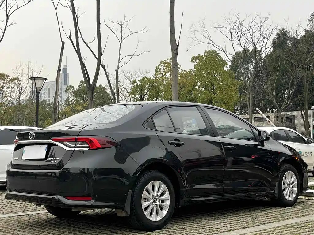 TOYOTA COROLLA 2020