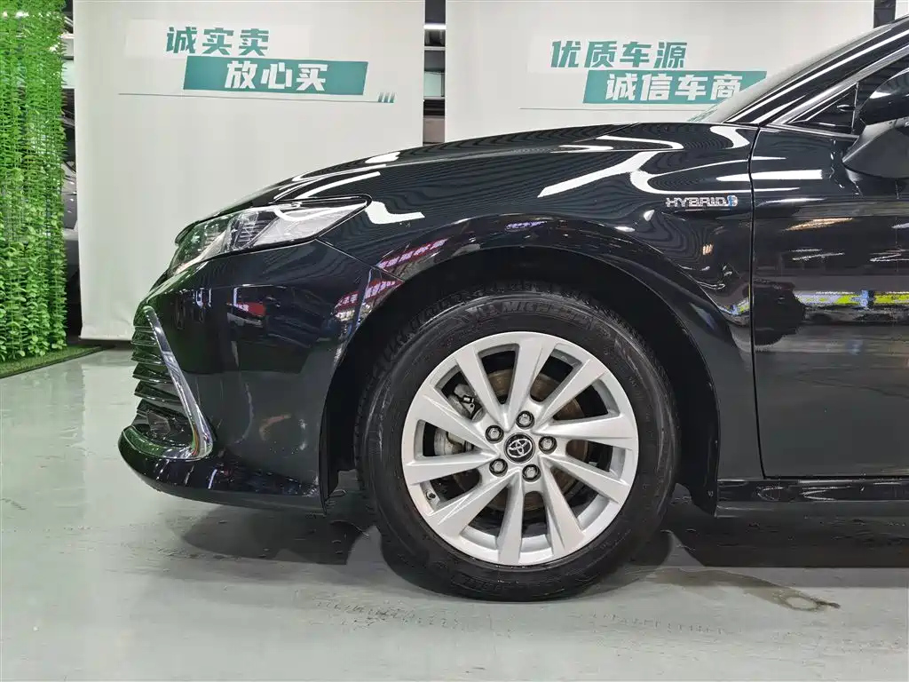 TOYOTA CAMRY 2022