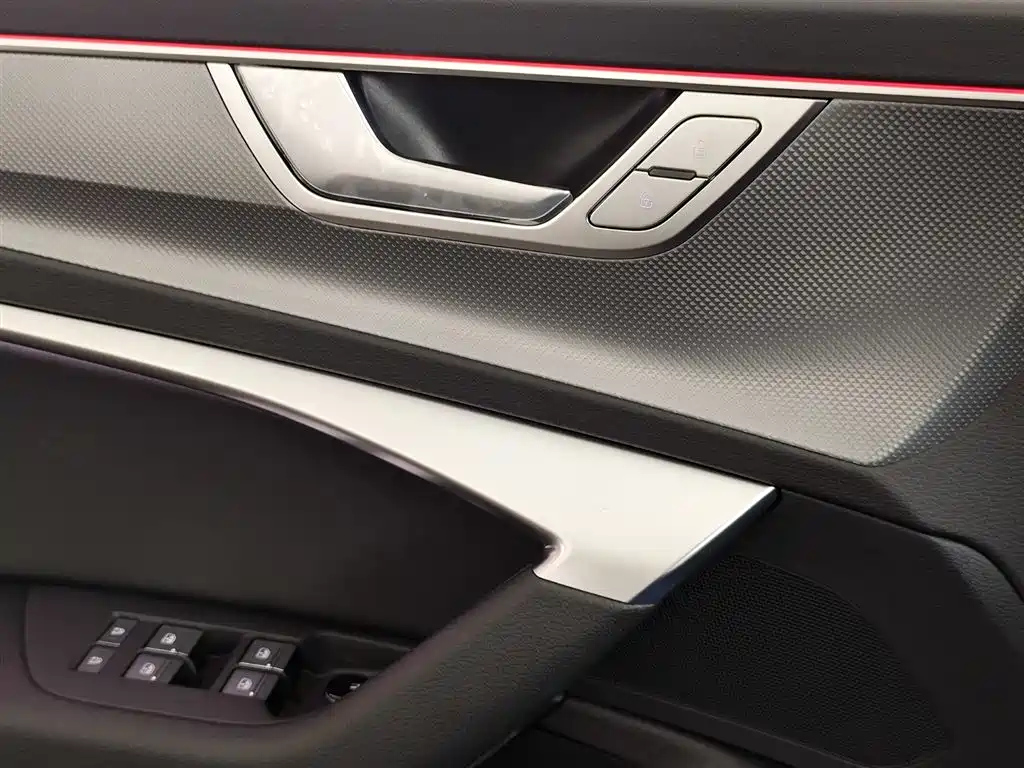 AUDI A6L 2024