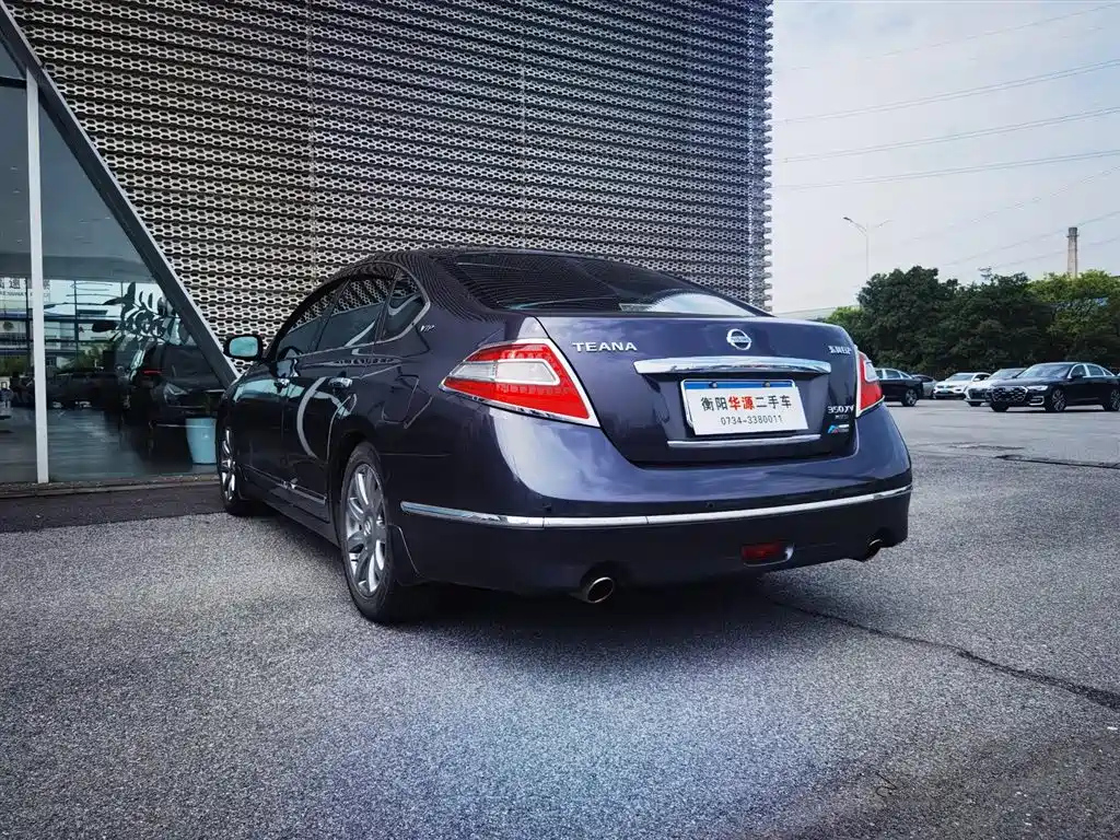 NISSAN TEANA 2009