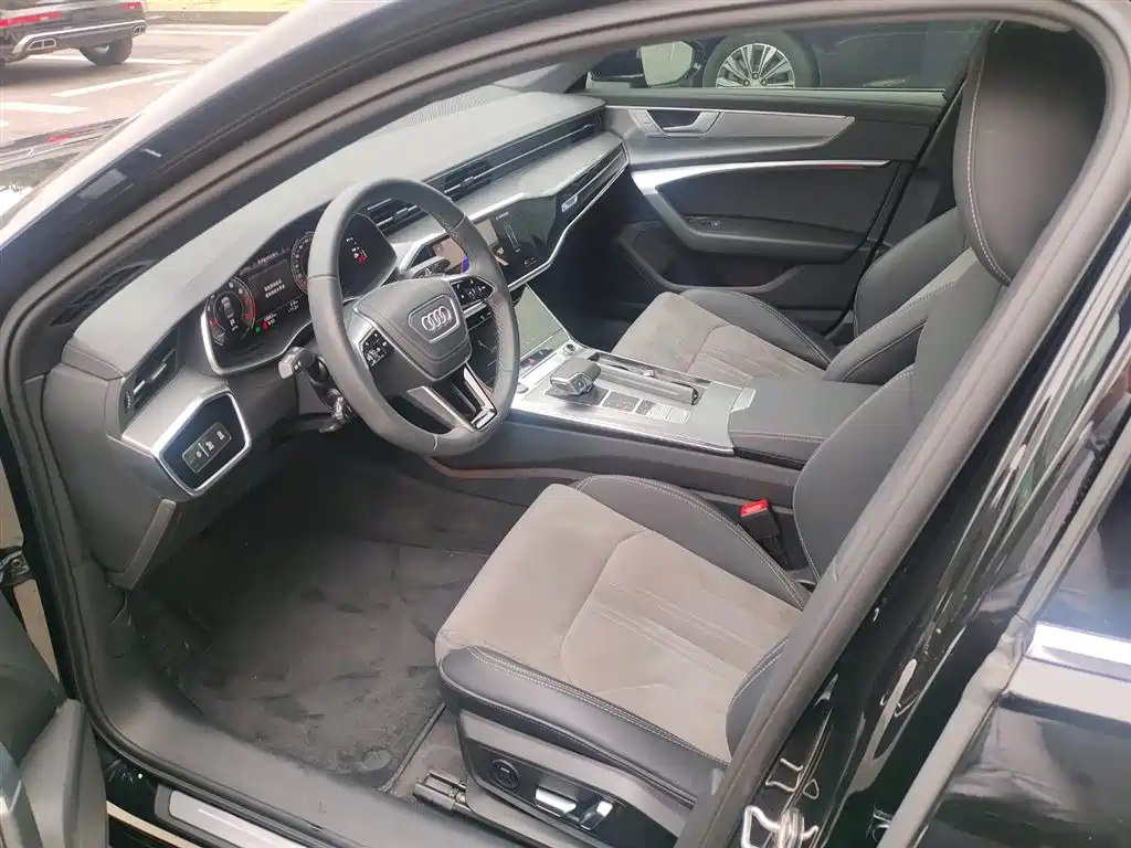 AUDI A6L 2023
