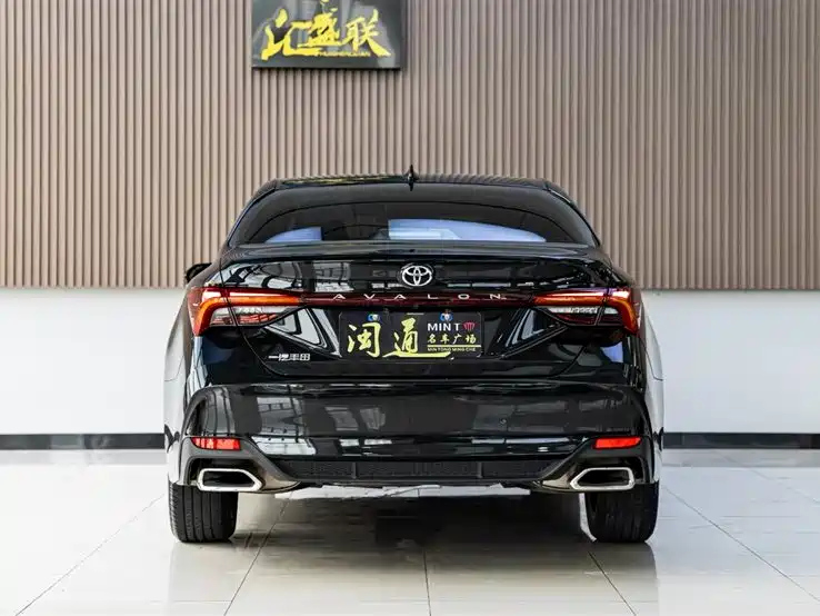 TOYOTA AVALON 2023