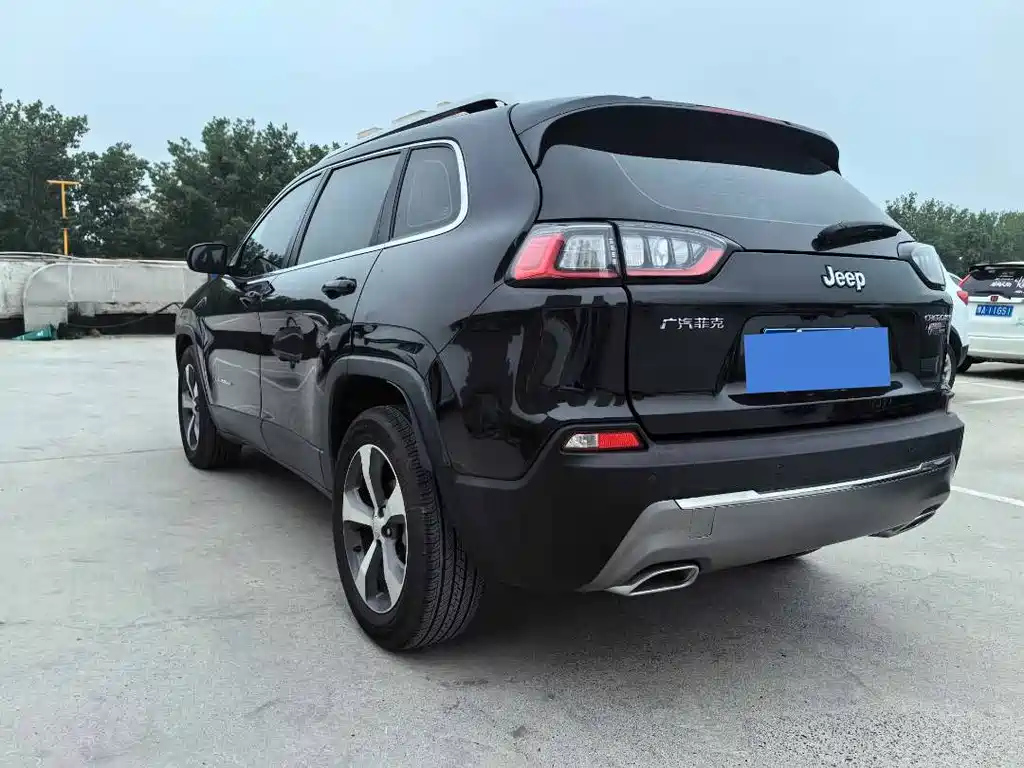 JEEP CHEROKEE 2021