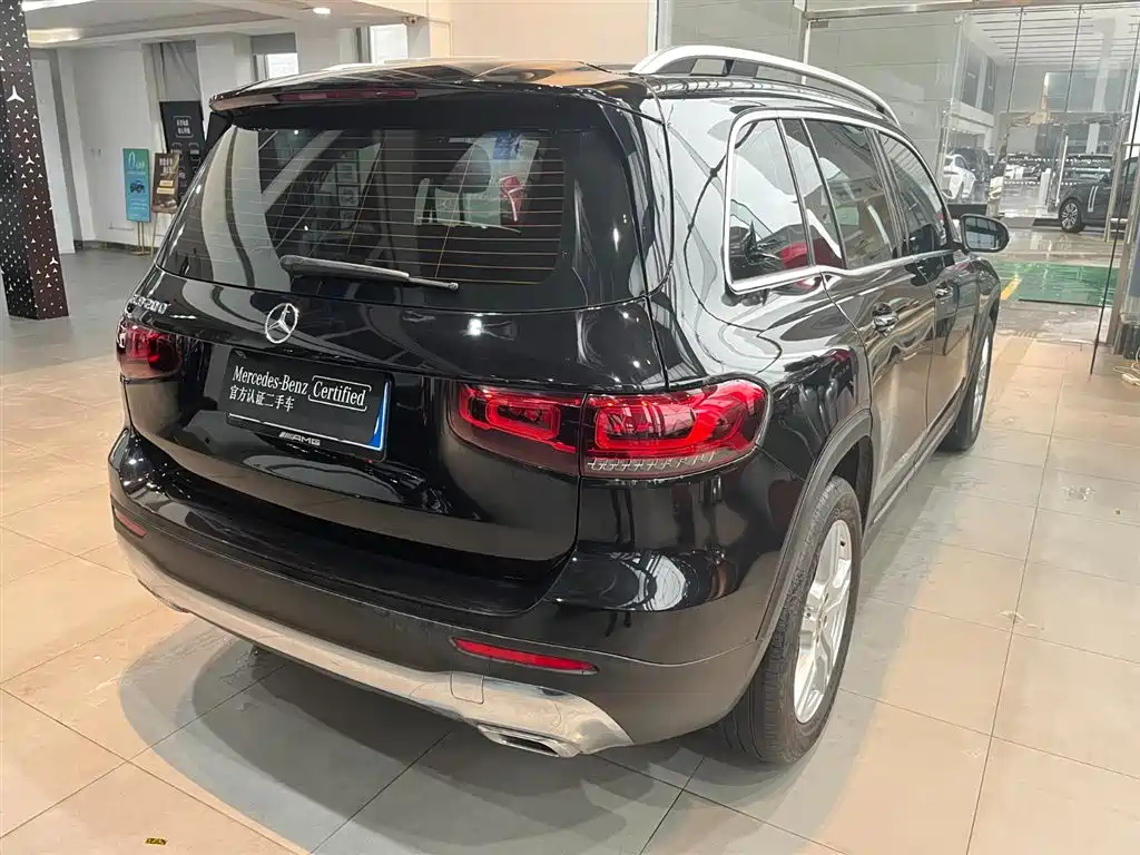 MERCEDES BENZ GLB 2022