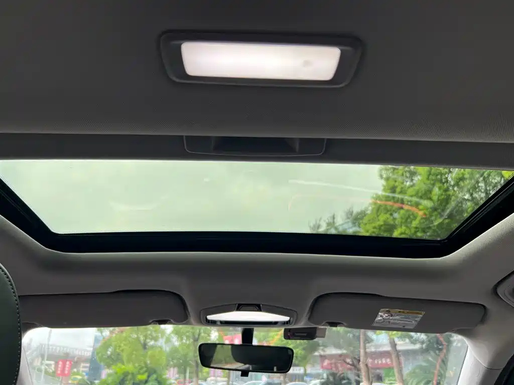 GEELY AUTO EMGRAND 2021