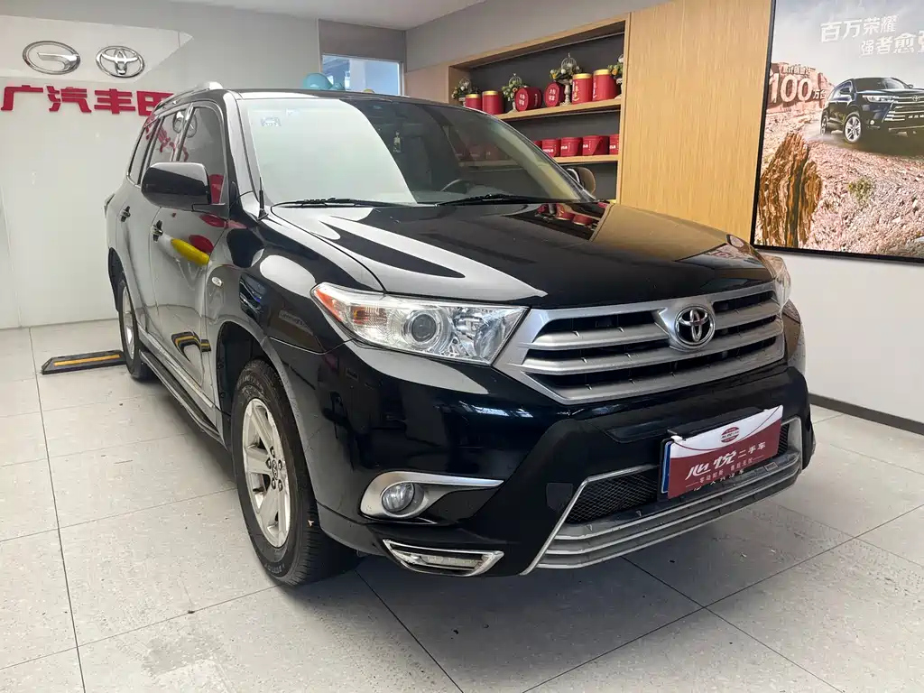 TOYOTA HIGHLANDER 2014