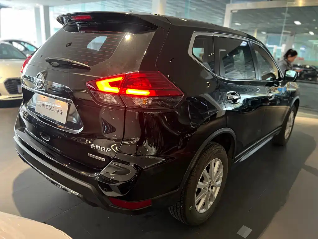 NISSAN X-TRAIL 2020
