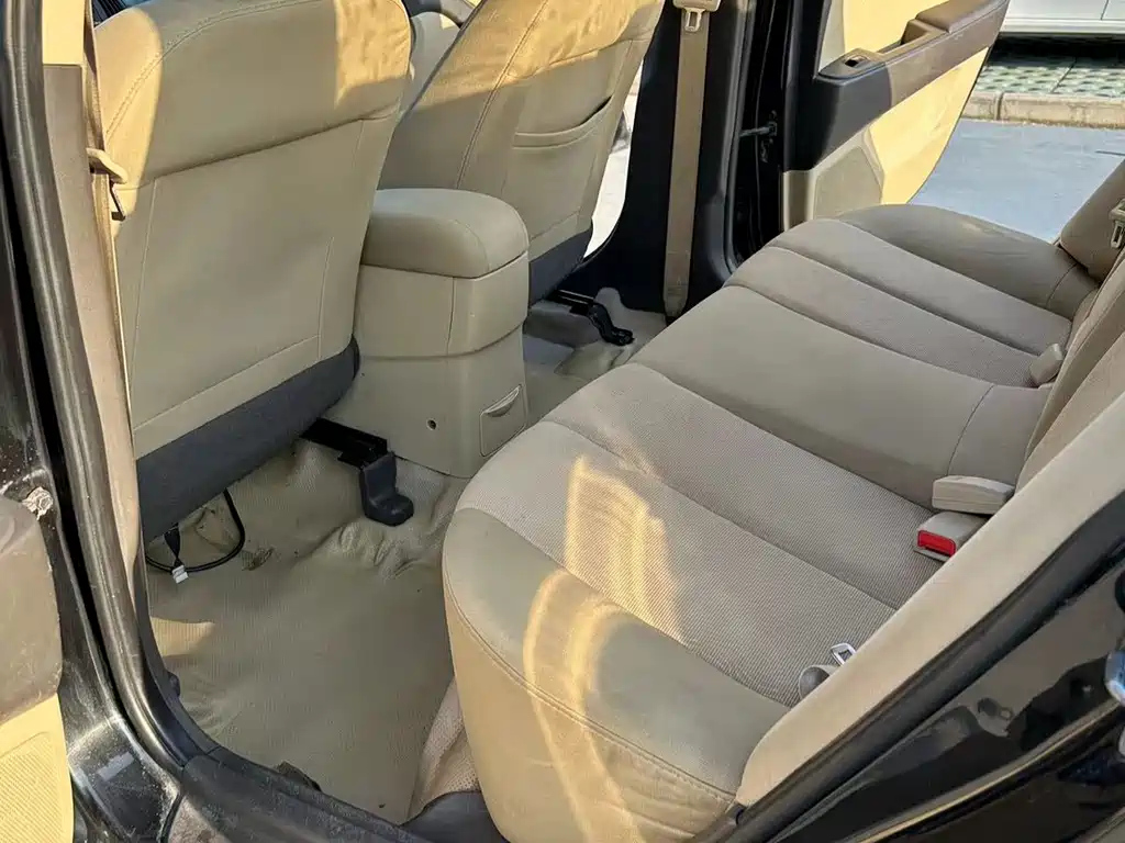 HYUNDAI CELESTA 2010
