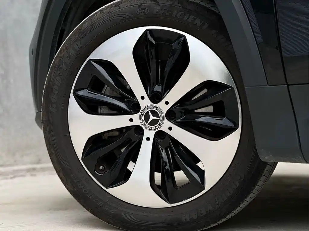 MERCEDES BENZ GLB 2022