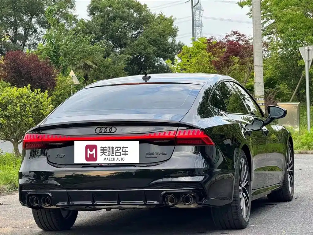 AUDI A7 2024