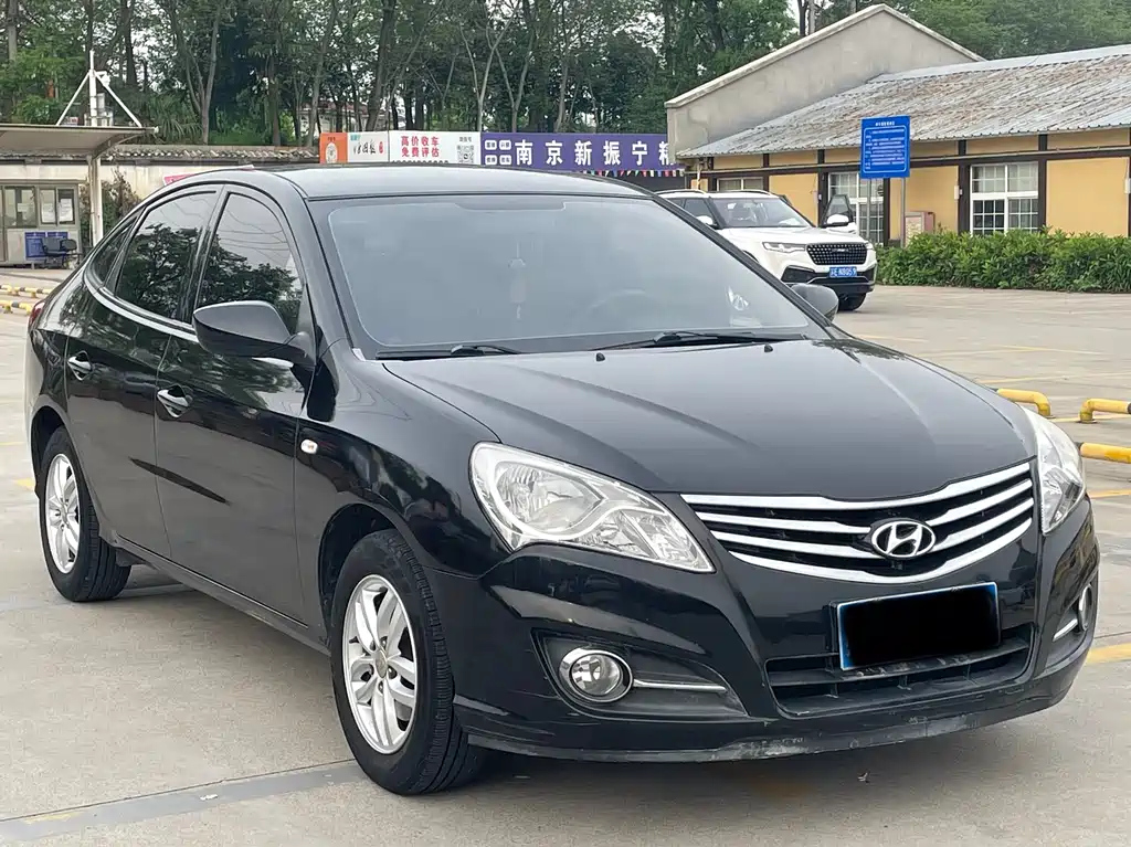 HYUNDAI CELESTA 2014
