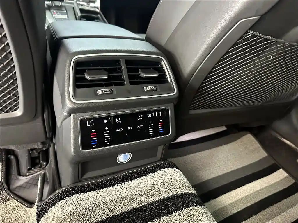 AUDI A6L 2021