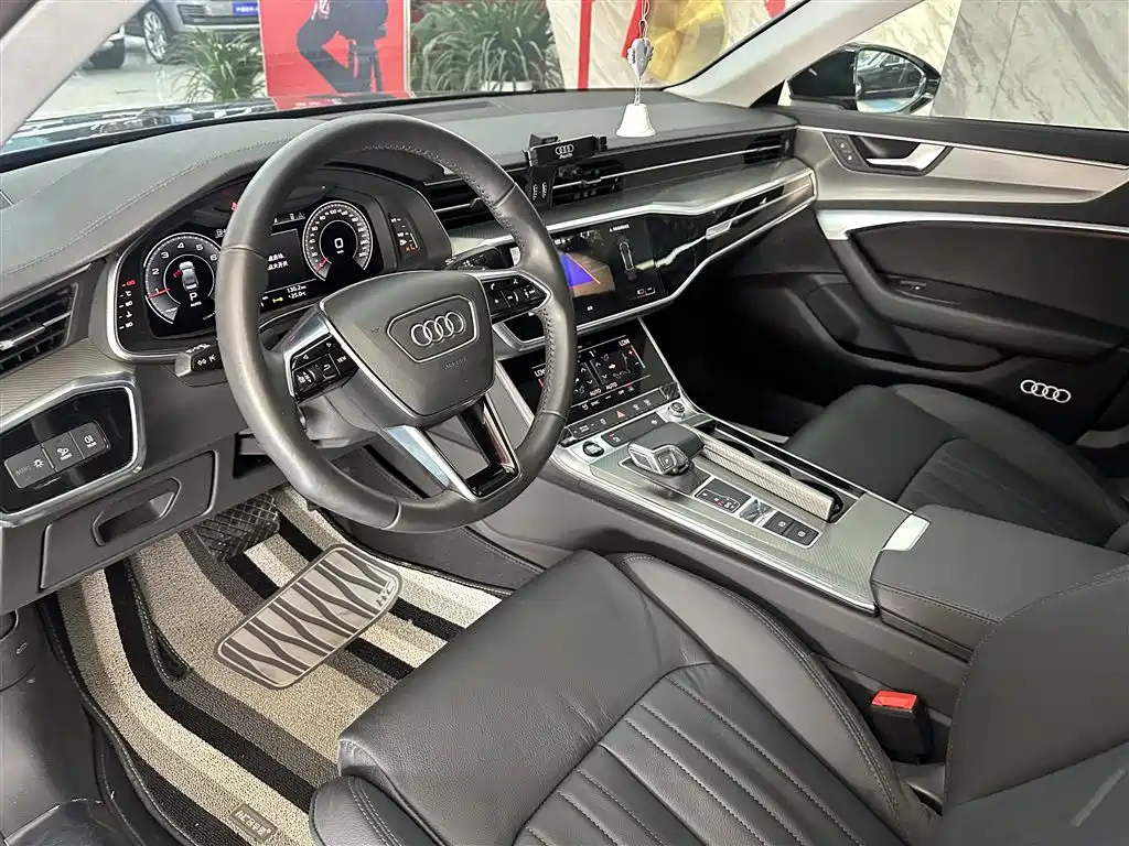 AUDI A6L 2021