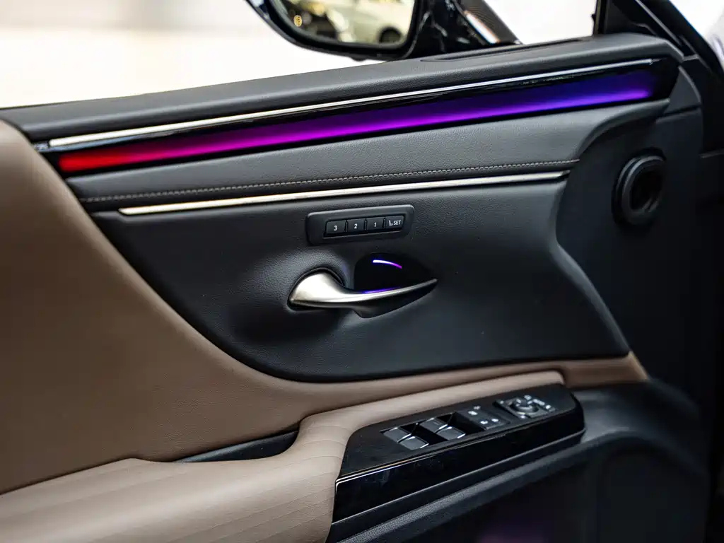 LEXUS ES 2021