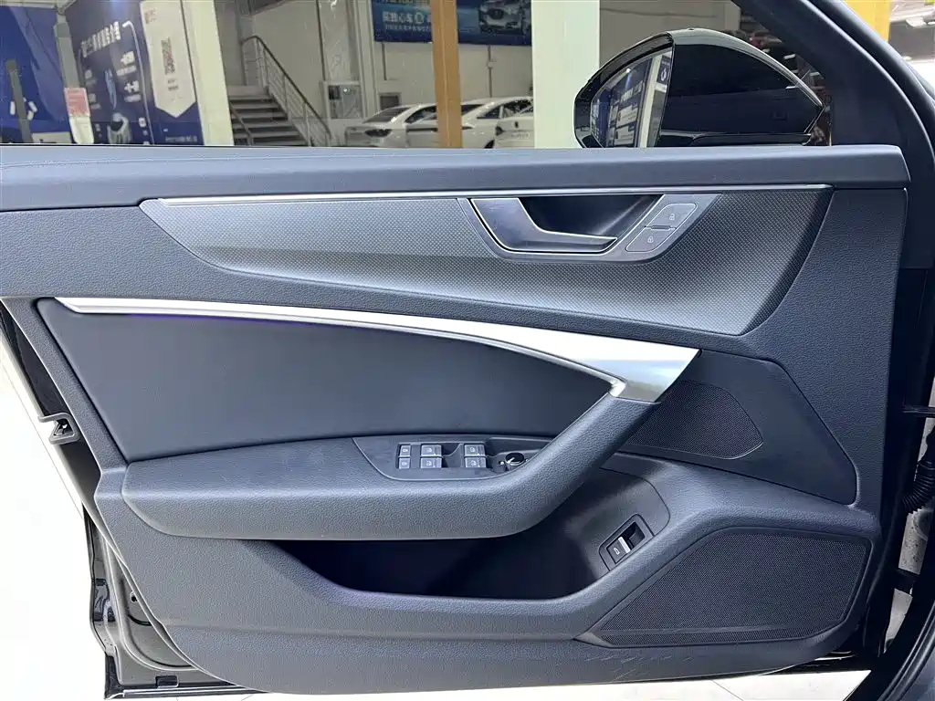 AUDI A6L 2024